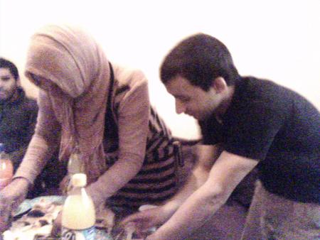 fati et moi kan9at3o fi lhalwa mon anneversaire le 19/12/1986